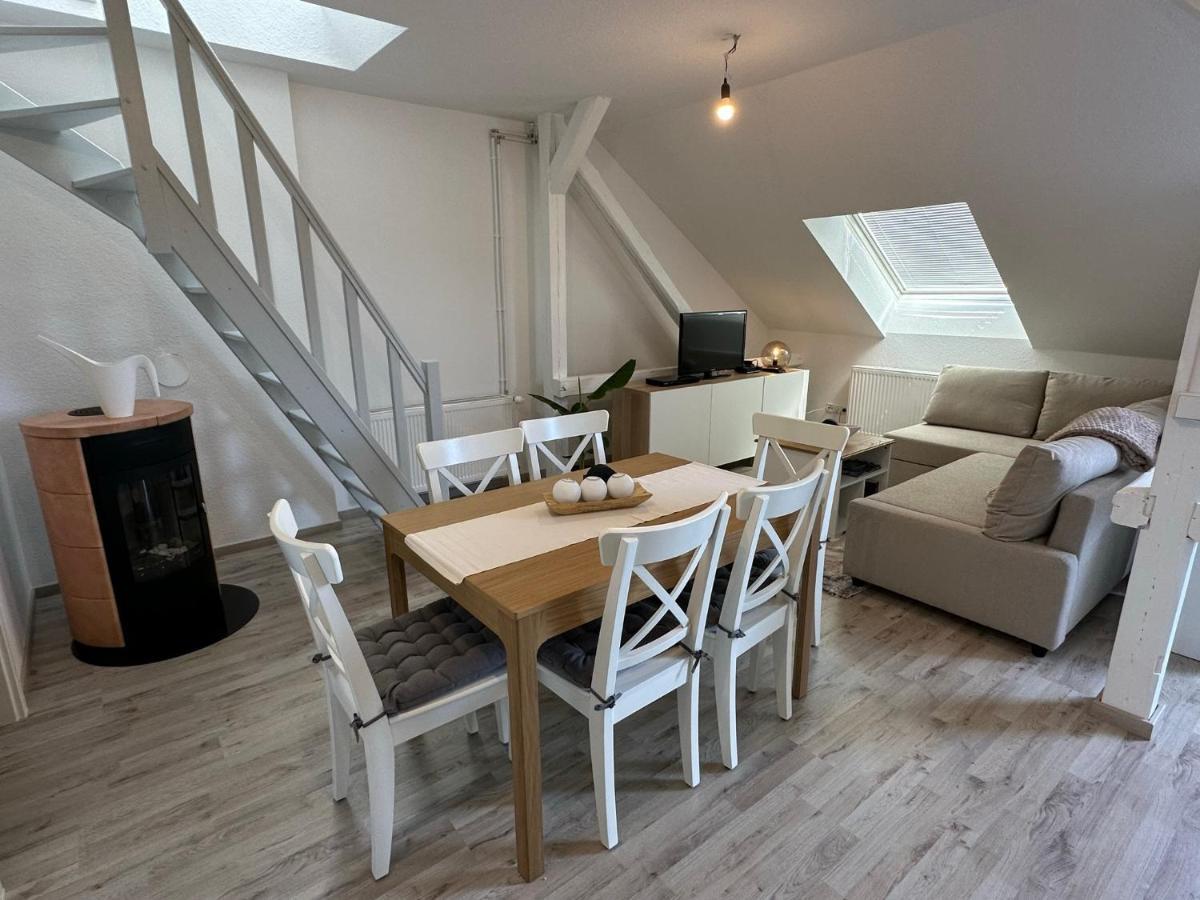 Gemuetliche Neurenovierte Dachgeschosswohnung Erfurt Luaran gambar