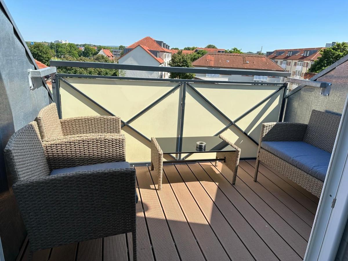 Gemuetliche Neurenovierte Dachgeschosswohnung Erfurt Luaran gambar